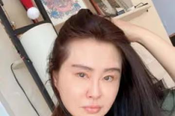 57歲王祖賢曬聖誕自拍臉部僵硬！亞洲第一美女曾最愛齊秦