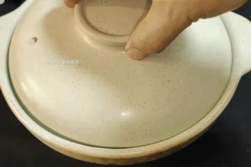 冬天裡接地氣的神仙菜,遇到使勁吃!照這樣燉一鍋,有葷有素、鮮潤無敵,一碗下肚全身都暖