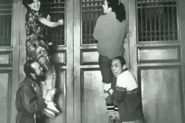 30年前，張藝謀有多愛鞏俐？一張照片說明一切，網友：酸了酸了