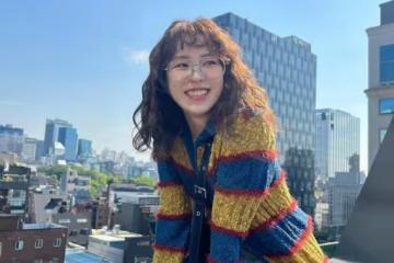 Red Velvet成員Wendy坐屋頂拍照引熱議：我是孫勝完，無所畏懼！