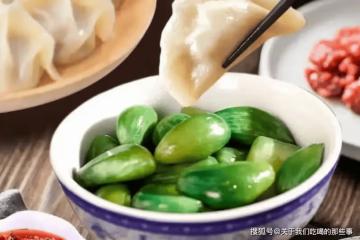 臘八節將至,腌臘八蒜,牢記4個技巧,大蒜快速變綠,爽脆好吃