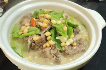 天冷就適合吃這菜,熱乎乎地吃個光碟!肉嫩菜香、解饞又暖和,最後湯汁拌飯香絕了