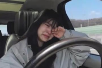 金泰梨自拍自駕游Vlog分享往昔趣事,邊開車邊哭惹粉絲關心!
