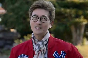香港知名男星大病初癒，擺脫輪椅精神奕奕，染黃髮現身好友生日會