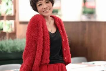 好凍齡！寶佩如曬照宣布登六，曾因車禍毀容致不育老公仍不離不棄
