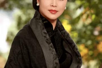 她生完兒子就被丈夫打爛鼻子，離婚後爆紅全國身價上億，如今過得怎麼樣了？