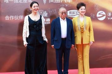 趙忠祥病逝4年，再看遺孀張美珠的現狀，才知道他的遺囑有多明智