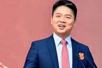 劉強東妹夫近況!是教師沒再婚,撫養仨女兒,大舅哥每年給一百萬