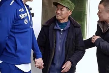 54歲毛寧近況曝光，面相大變認不出，磨掉了虎牙，被誇年輕二十歲
