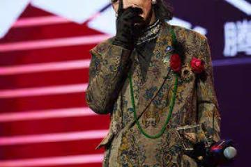 因為是向華強兒子! 向佐曝「童年被孤立」家長當他面嫌棄超傷人