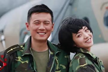 還想瞞多久？「戲裡」是父女，「戲外」是夫妻，關係公開孩子八歲