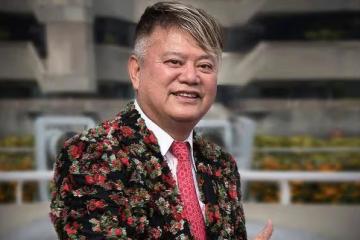 恩愛！知名愛國港星結婚43年坦然面對太太不孕：都知道我絕子絕孫