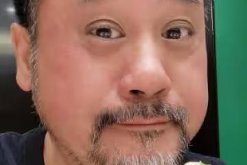 53歲港星參加內地模擬駕考!超20年駕齡,挑戰2次倒車入庫不合格