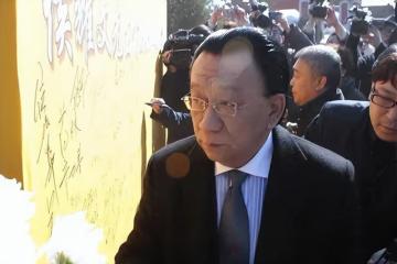 侯耀華被逐出師門，恢復牛群大師哥地位，兩位關鍵人物一錘定音！