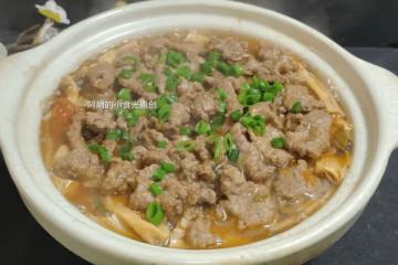 冬天多給孩子吃這一鍋出,上桌搶著吃!熱氣騰騰、香味濃郁營養足,一次就能吃個精光