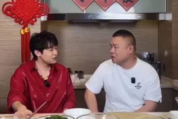 岳雲鵬露近期的壓力非常大，因腦供血不足導致失眠