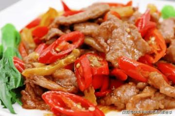無論炒啥瘦肉，不要用鹽和料酒腌制，教你一招，肉片又香又嫩好吃