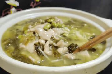 過年後太喜歡這道一鍋出,熱氣騰騰,肉滑菜香不油膩,上桌比大魚大肉還搶手