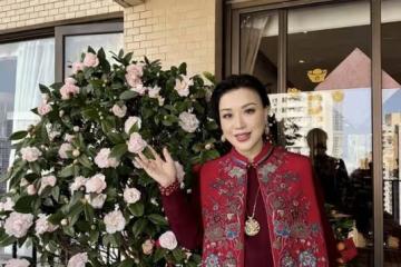 凍齡！68歲呂良偉豪宅內景曝光，家中名畫古董隨處可見，十分奢華