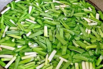 老話說「春養肝,無煩惱」,這4種菜多吃好處多,鮮嫩營養正當季