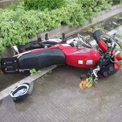 弟弟結婚我隨禮五萬 弟弟卻退回紅包 弄清緣由 我給老婆一巴掌 弟弟結婚我隨禮五萬 弟弟卻退回紅包 弄清緣由 我給老婆一巴掌