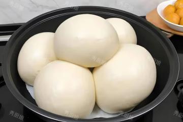 蒸饅頭時,冷水熱水區別很大,牢記3個訣竅,又白又軟,蓬鬆不塌陷