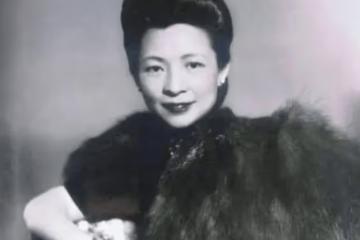 她不能生育收了養女,養女卻為丈夫生子,她放手後擁有3000弟子