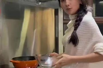 汪峰又要當爸了，網友從森林北的日常中發現她小腹隆起，疑似懷孕