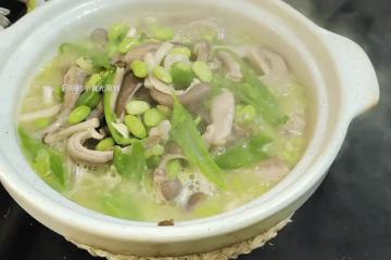 春天,吃雞吃鴨不如吃這肉!葷素搭配一鍋出,脆嫩鮮香、滿口滋補與美味,上桌就被吃個精光