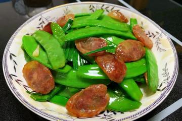 臘腸荷蘭豆