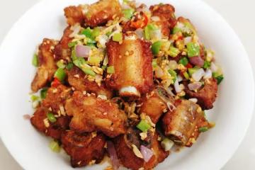 家庭版蒜香排骨