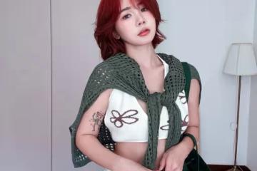 會玩！前AMOi-AMOi小閒和男友串通   自戴頭紗、婚戒在朋友面前完成求婚儀式