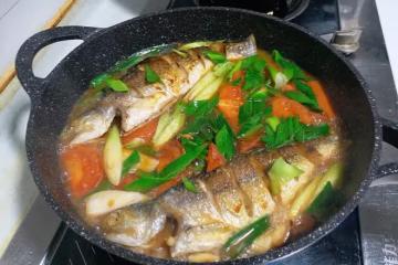西紅柿午魚