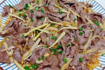 快手菜-榨菜蒸牛肉