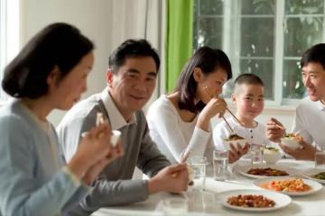姑姐要帶孫子我來家,我收拾行李跟老伴說:我走你就好好照顧他們
