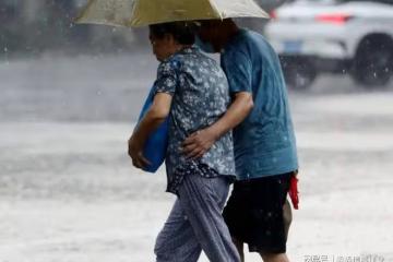 六萬彩禮娶了村裡的寡婦，村裡人都說我傻，但我知道我是撿到了寶