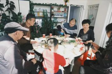 我發現，過年過節都能團聚在一起的家族，大多都有這4個共同點
