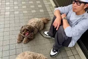 路邊偶遇」大明星「!年輕時紅遍亞洲,靠顏值迷倒萬千少女,如今卻成了小老頭一個:無人認出