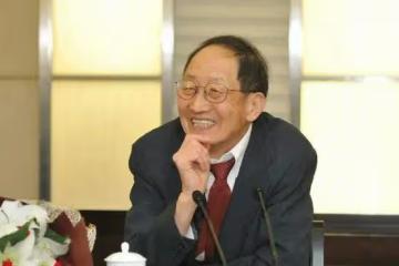 一聲痛哭!美籍華裔諾貝爾獎得主崔琦:父親餓死,母親抑鬱而死