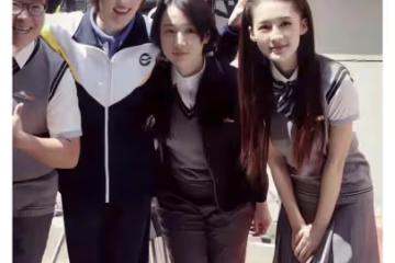 網友詢問劉亦菲李沁中間這位女士是誰？李夢心平氣和安利自己