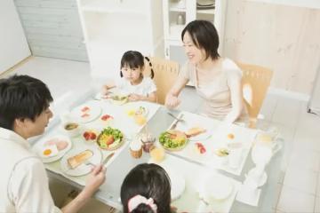老公一意孤行要把婆婆接來住,我只用了兩天就讓他自己乖乖送走了