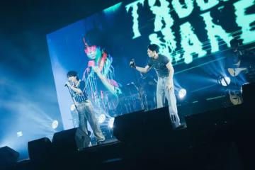 邱鋒澤攜手黃偉晉開唱　「圖書館哏」險成為Trouble Maker