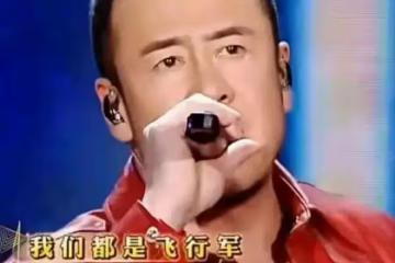 編劇痛批楊坤篡改《游擊隊之歌》後,法律專家建議給藝人立規矩