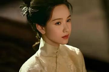 年度解壓神劇《桃花映江山》：男女老少通吃復仇爽劇，爆款視覺盛宴