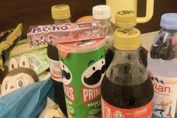 港星超市遭疑竊盜「當場被捕」!11件零食總價500塊 友深夜奔警局