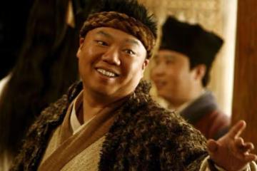 演員姜超:事業愛情兩不順,歷經坎坷,相親20次才找到老婆