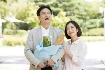58歲離婚男人:再婚四年,妻子提個要求,我才知我一直都是工具