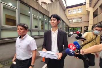 開庭罕同框家寧　Andy生日洩267字心聲！認了「壓力喘不過…」