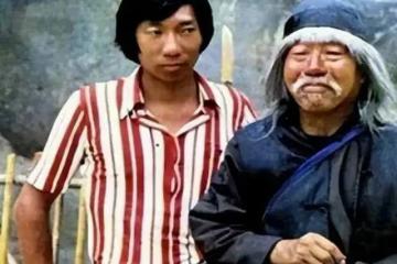 袁家班「猛將」大聚會！C位穿僧服地位最高，曝樊梅生定居在徐州