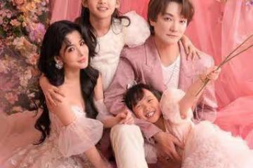 阿沁為愛妻慶32歲！花花「穿裸背婚紗」依偎懷中…結婚11年浪漫告白